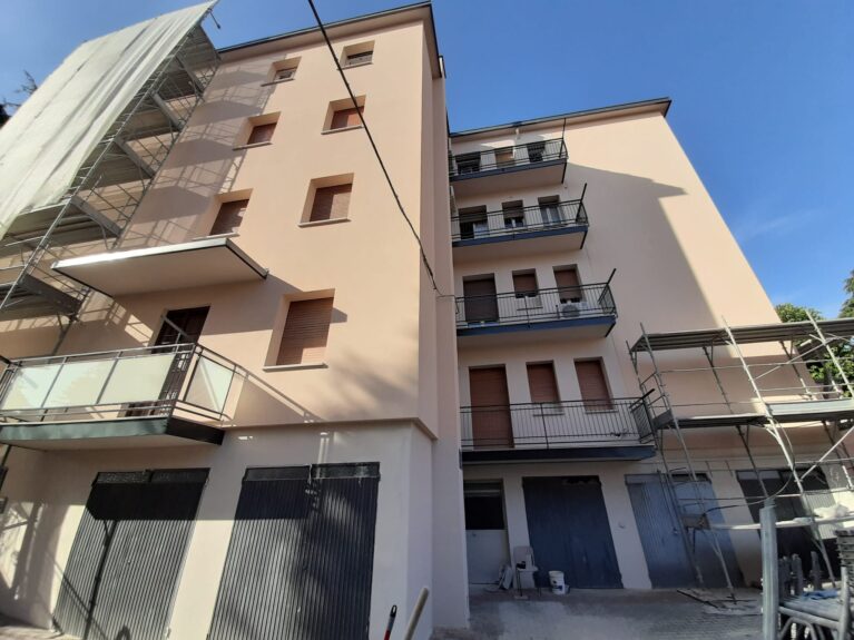 condominio via del faggiolo dopo l'intonaco