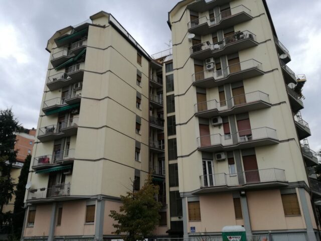 vista condominio Sigonio prima dei lavori col Bonus