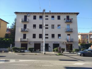 fronte del condominio di Via Toscana 9 dopo i lavori del Superbonus